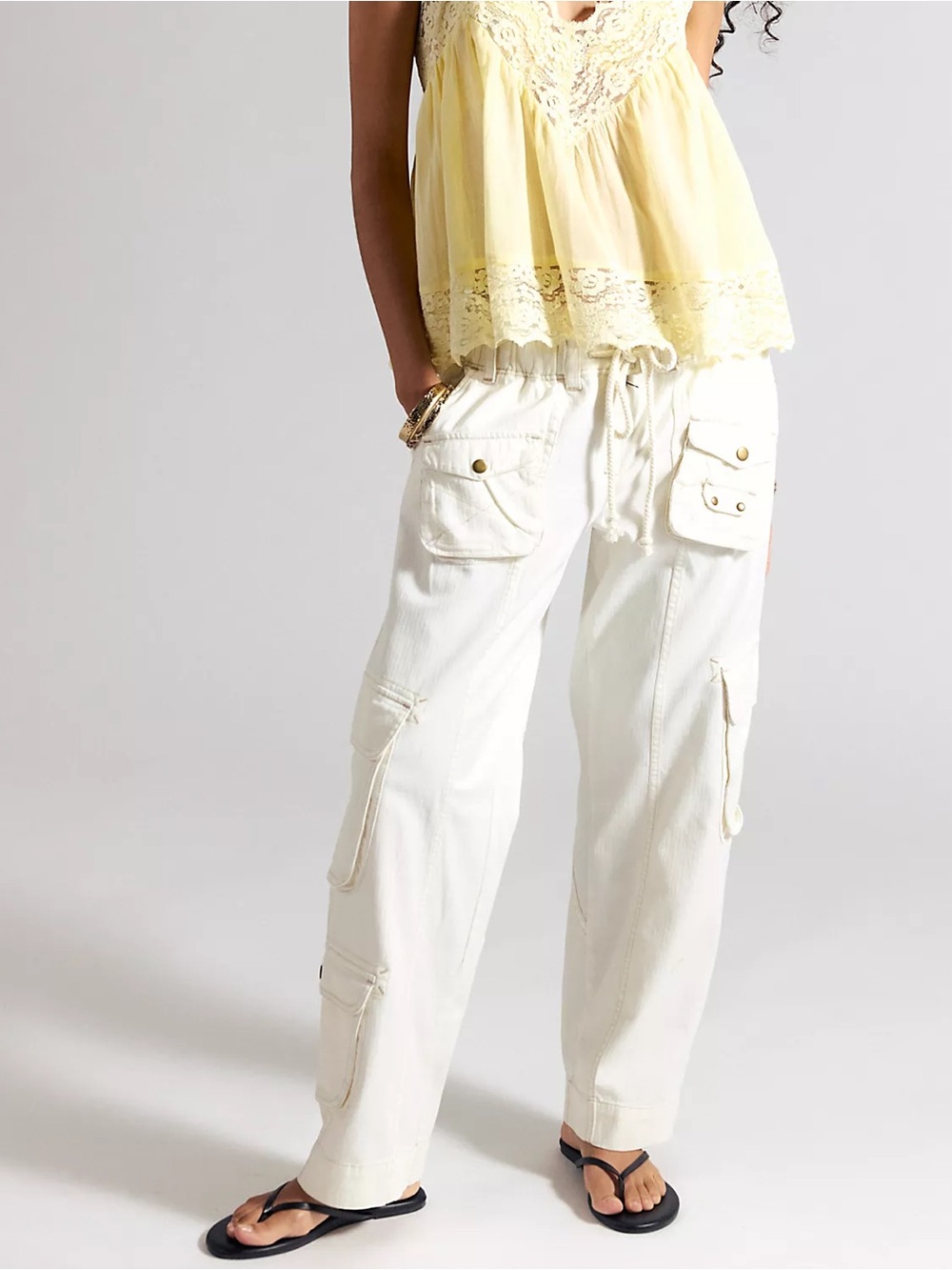 FREE PEOPLE TAHITI CARGO PANT, TOFU – MEDIUM